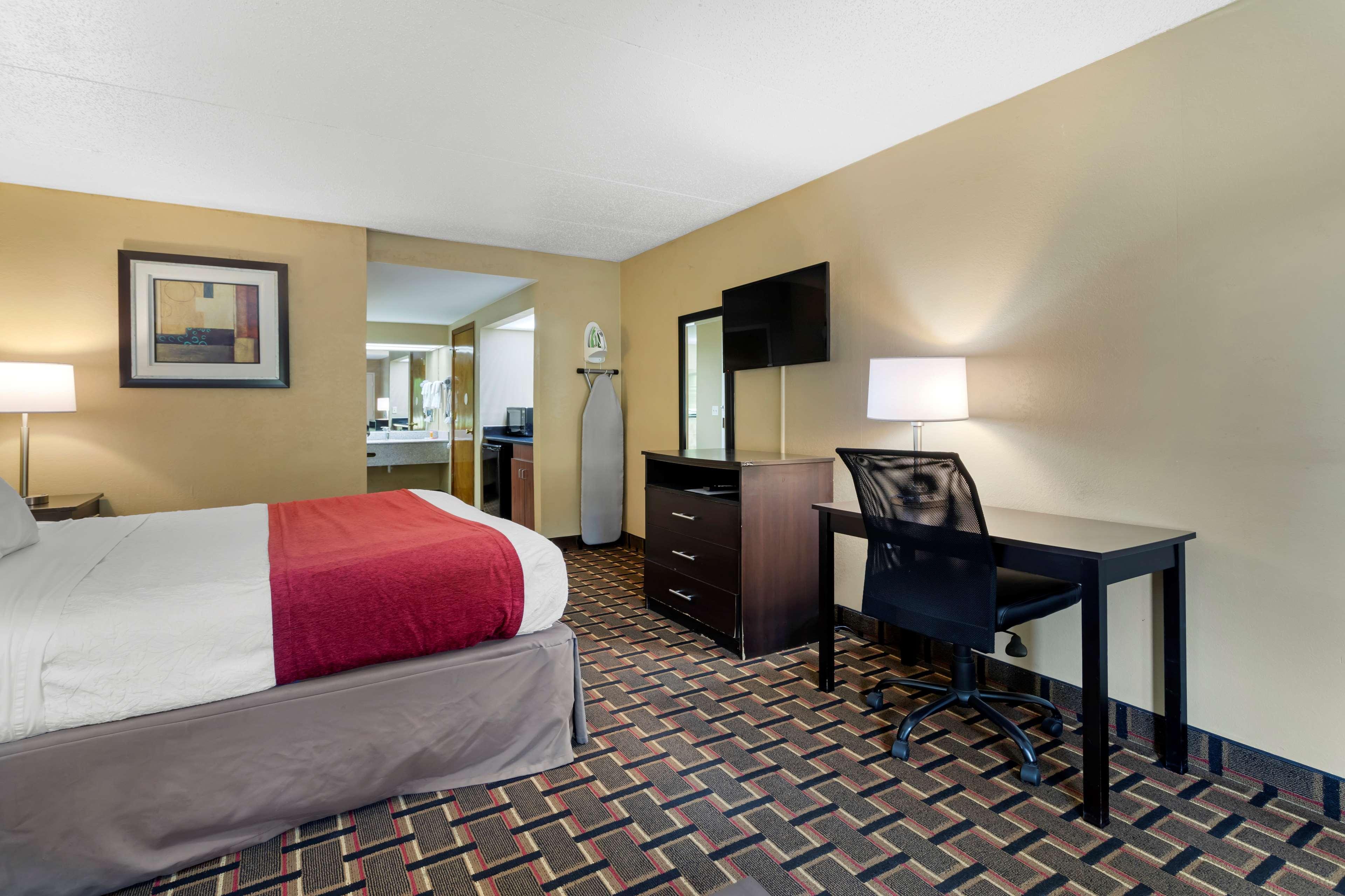 Surestay Hotel By Best Western Lenoir City Dış mekan fotoğraf