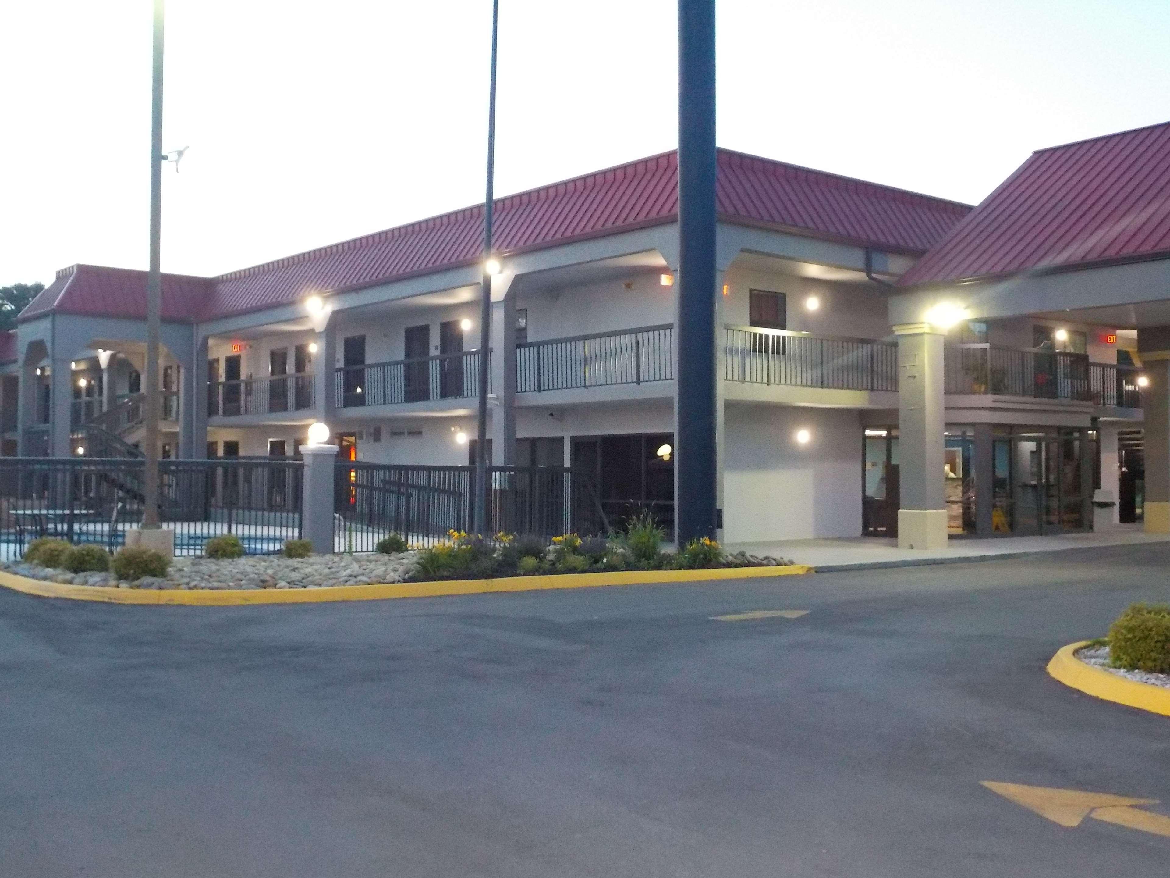 Surestay Hotel By Best Western Lenoir City Dış mekan fotoğraf